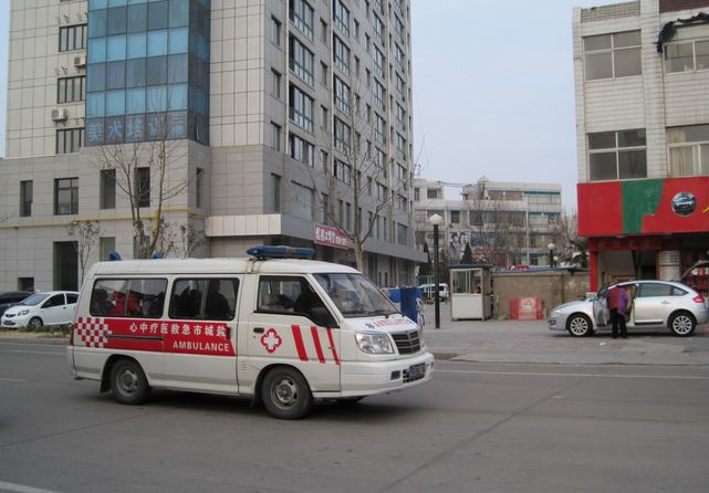 Κατέρρευσε γέφυρα στην Κίνα-26 νεκροί