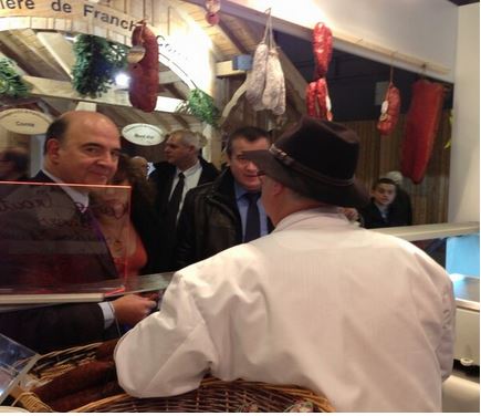 O Mοσκοβισί και τα… σαλάμια