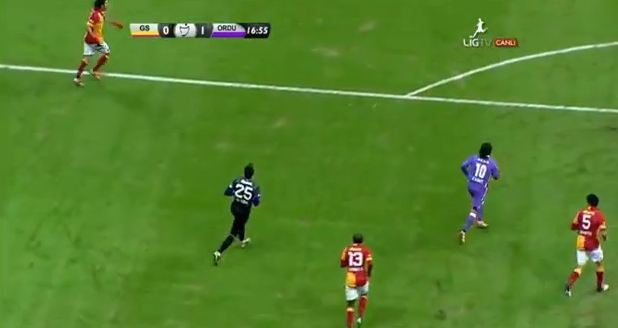 ΒΙΝΤΕΟ-Αυτογκόλ για γέλια