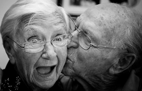 Οι απαισιόδοξοι ηλικιωμένοι ζουν… περισσότερο