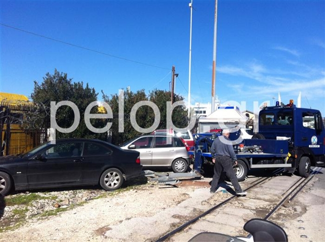 Στάθμευσαν στον προαστιακό