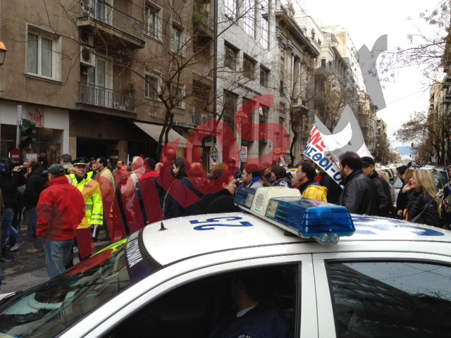 Τώρα – Η πορεία των δημοσιογράφων