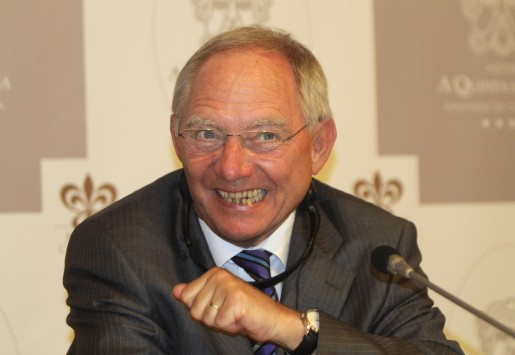 Ο Σόιμπλε δηλώνει ικανοποιημένος