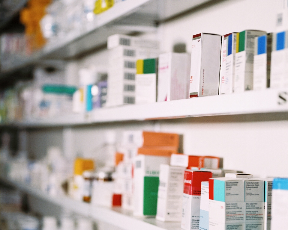 Σαλμάς: Δίνουμε φθηνότερο φάρμακο στους πολίτες