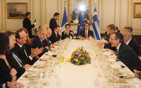 Στο «μενού» και το… «βρώμικο ’89»