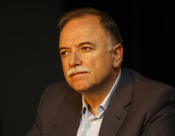 Παπαδημούλης:”Ποιον δουλεύουν;”