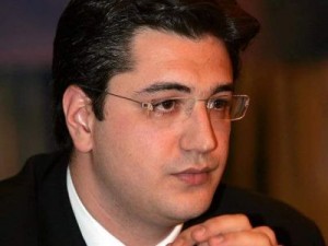 Συνάντηση Τζιτζικώστα με ΣΥΡΙΖΑ