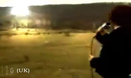 ΒΙΝΤΕΟ-UFO δίπλα σε δημοσιογράφο;