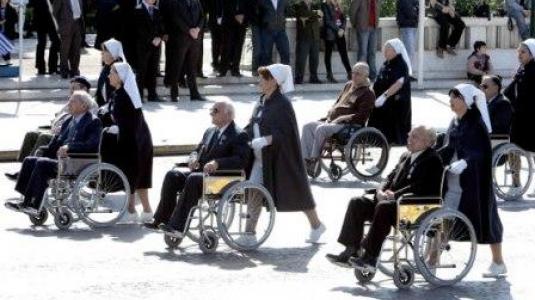 «Το Ταμείο Αρωγής Αναπήρων δεν καταργείται»