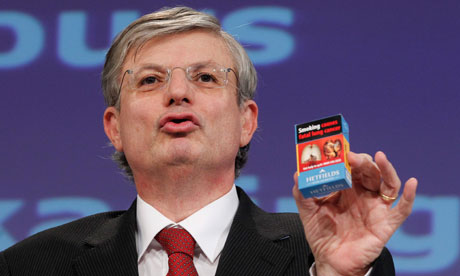 ΕΕ:”Έλληνες κοστίζετε επειδή καπνίζετε”