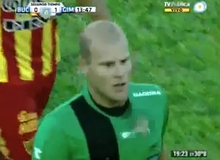 ΒΙΝΤΕΟ- Χτύπησαν διαιτητή με πέτρα