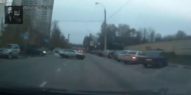 ΒΙΝΤΕΟ-Νέος τρόπος…παρκαρίσματος