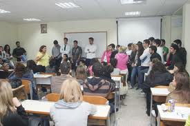 ΤΩΡΑ-Επεισόδια στα ΤΕΙ Θεσσαλονίκης μεταξύ φοιτητών