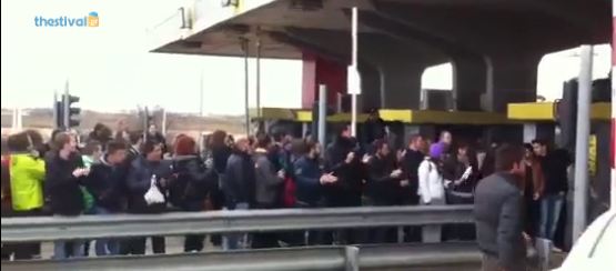 ΒΙΝΤΕΟ-Φοιτητές σήκωσαν τις μπάρες στα Μάλγαρα