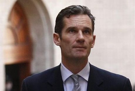 “Το Παλάτι δεν εμπλέκεται σε υποθέσεις διαφθοράς”