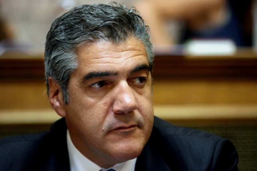 Υπογράφει ο Μουσουρούλης με ΕΥΔΑΠ