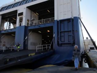 51χρονος έπεσε από το πλοίο