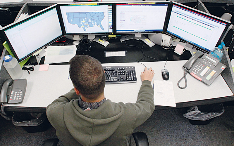 Προκήρυξη για μηχανικούς και πληροφορικούς