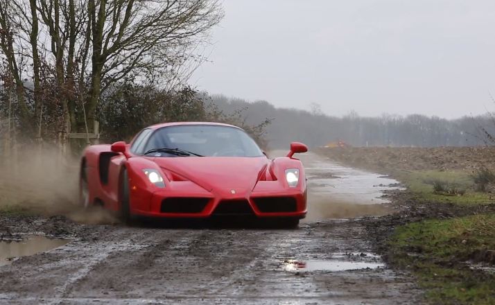 ΒΙΝΤΕΟ:Μία Enzo στα… χωράφια