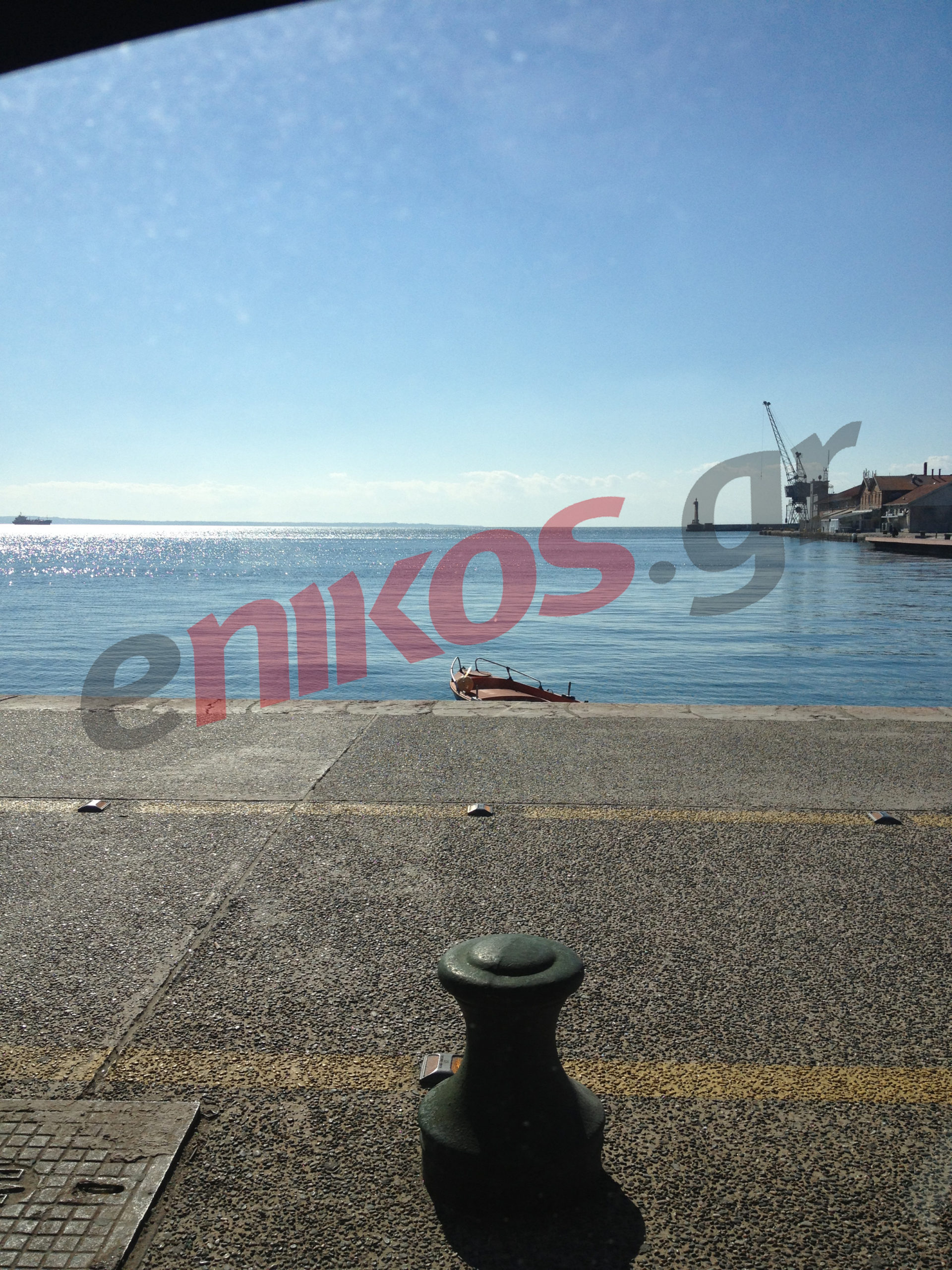 ΦΩΤΟ-Σούρουπο στο λιμάνι της Θεσσαλονίκης