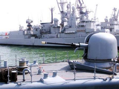 Στη Σούδα πλοία του ΝΑΤΟ