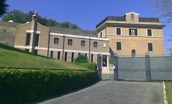 Εδώ θα μείνει ο Πάπας