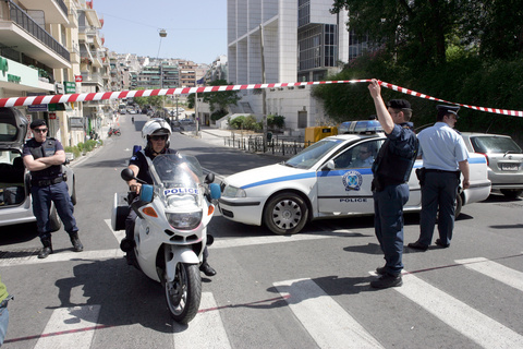 Τώρα – Εκκενώθηκε το Εφετείο