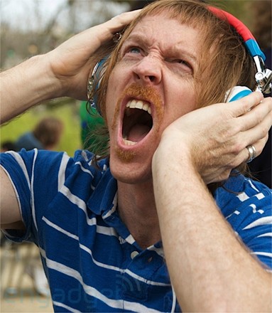 Όριο 85 dB στις συσκευές ήχου