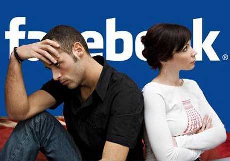 Τι γένους είναι η… Facebook ζήλεια;