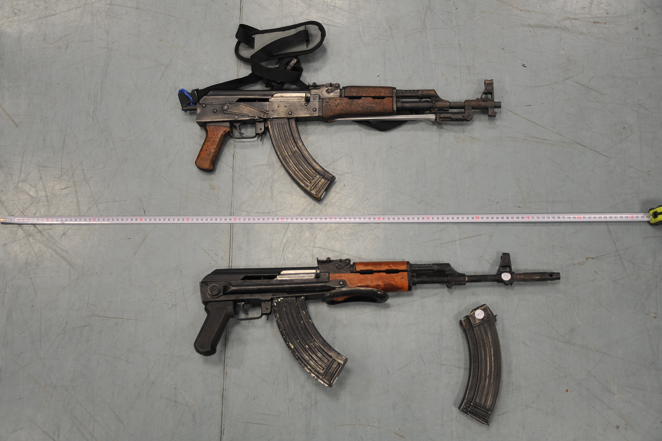 ΦΩΤΟ-Τα όπλα των ληστών της Κοζάνης