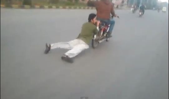 ΒΙΝΤΕΟ-Όταν η τρέλα δεν έχει όρια