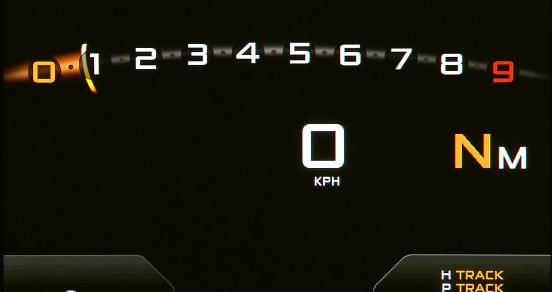 Ο πίνακας οργάνων της MacLaren P1