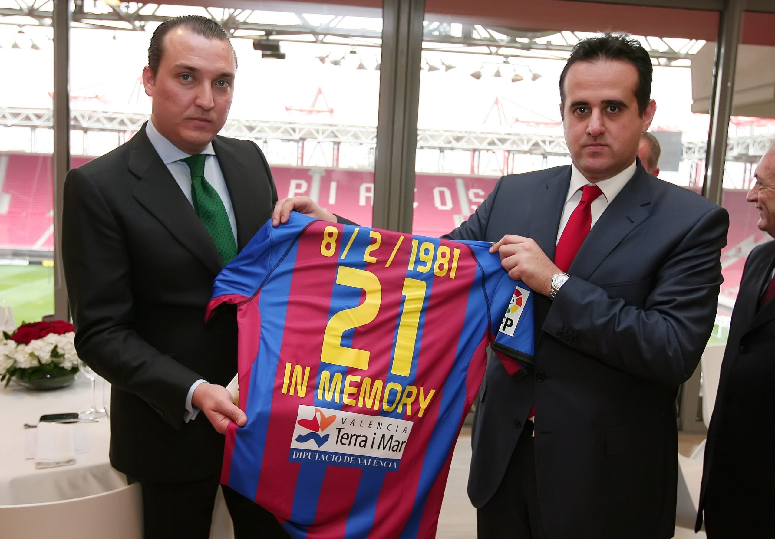 ΦΩΤΟ- Η φανέλα της Λεβάντε για τη Θύρα 7