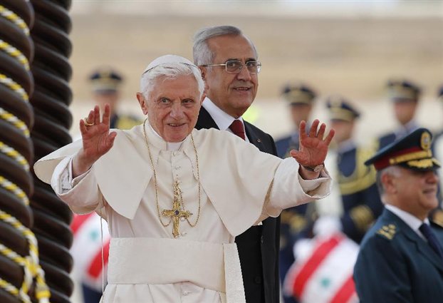 “Ο Πάπας είχε βηματοδότη εδώ και χρόνια”