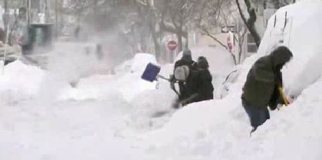 Εννέα νεκροί στην Αμερική από τη χιονοθύελλα