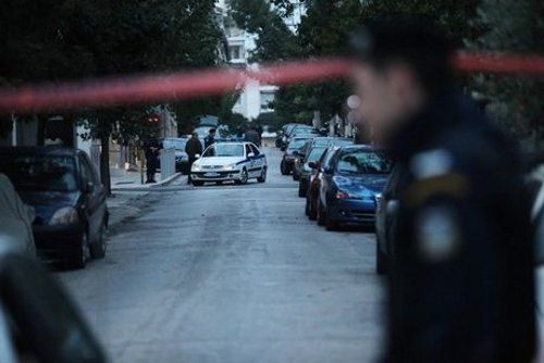 Ανθρωποκυνηγητό για τους ληστές με τα καλάσνικοφ