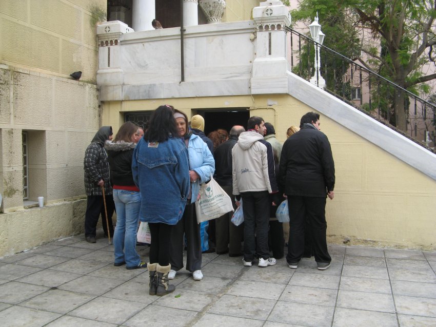 To βράδυ βγαίνουν οι κρυφόπτωχοι