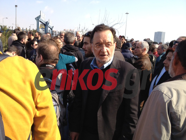 Τώρα-Ο Λαφαζάνης στη συγκέντρωση στο Ναυτιλίας