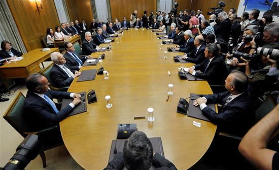 Αντίστροφη μέτρηση για τον ανασχηματισμό