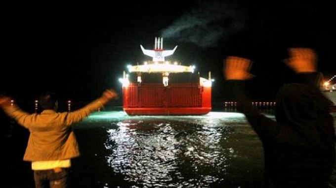 Περιμένουν το “πράσινο φως” για επιβίβαση