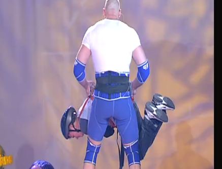 ΒΙΝΤΕΟ-Ρε��όρ στο …πέταγμα ανθρώπου!