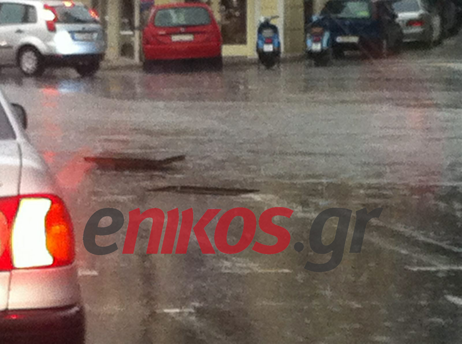 ΦΩΤΟ-Προσοχή στα φρεάτια