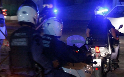 Εξάρχεια:Ληστεία με πυροβολισμούς