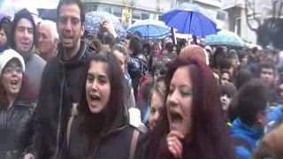 ΒΙΝΤΕΟ-Αντιδρούν στην υποβάθμιση