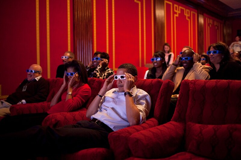 Οι Ομπάμα βλέπουν 3D τα Όσκαρ