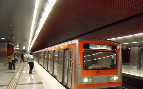 Τώρα-Κλειστοί οι σταθμοί του μετρό σε Δάφνη και Άγιο Δημήτριο