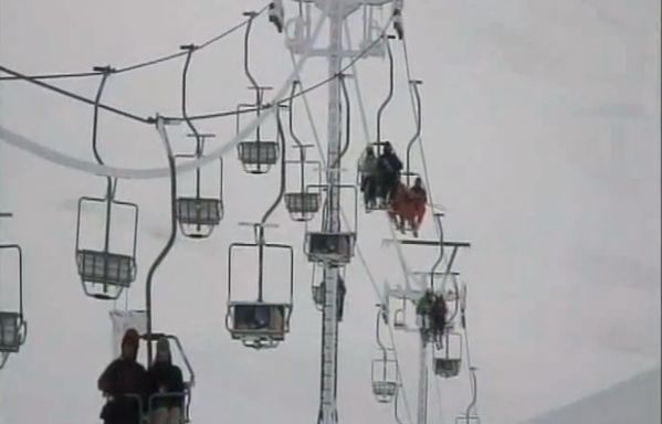 Βίντεο-Για σκι στο Βελούχι