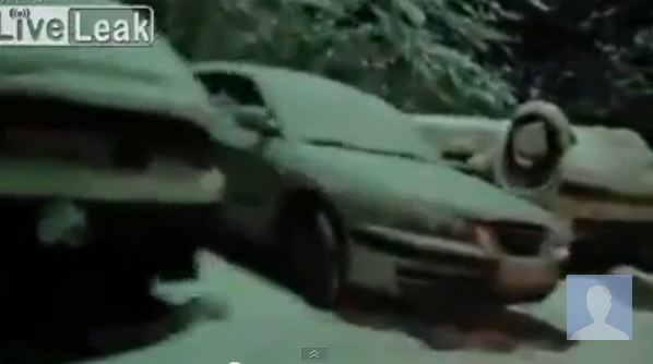 ΒΙΝΤΕΟ-Το πάρκαρε…ανάποδα