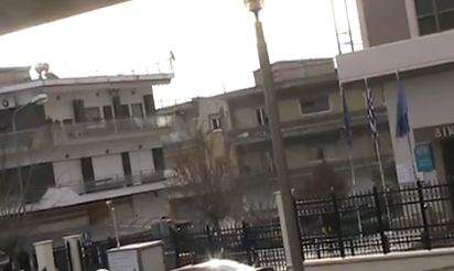 ΒΙΝΤΕΟ: Συνθήματα έξω από το δικαστικό μέγαρο Κοζάνης