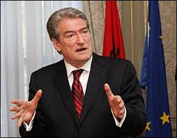 Τα “γυρίζει” ο Μπερίσα